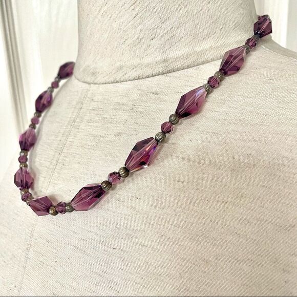 Purple Swarovski Crystal antique silver plated necklace and earrings - Picture 6 of 16